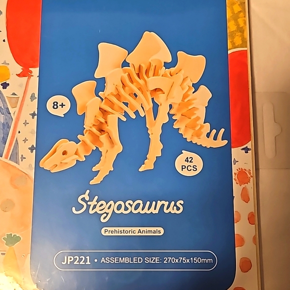 3 NWT Dinosaur Puzzle Model Kits - Picture 6 of 10